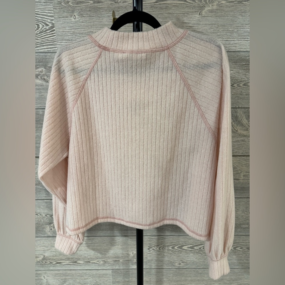 New WithOUT Tags Lush Ribbed Sweater - Picture 2 of 2
